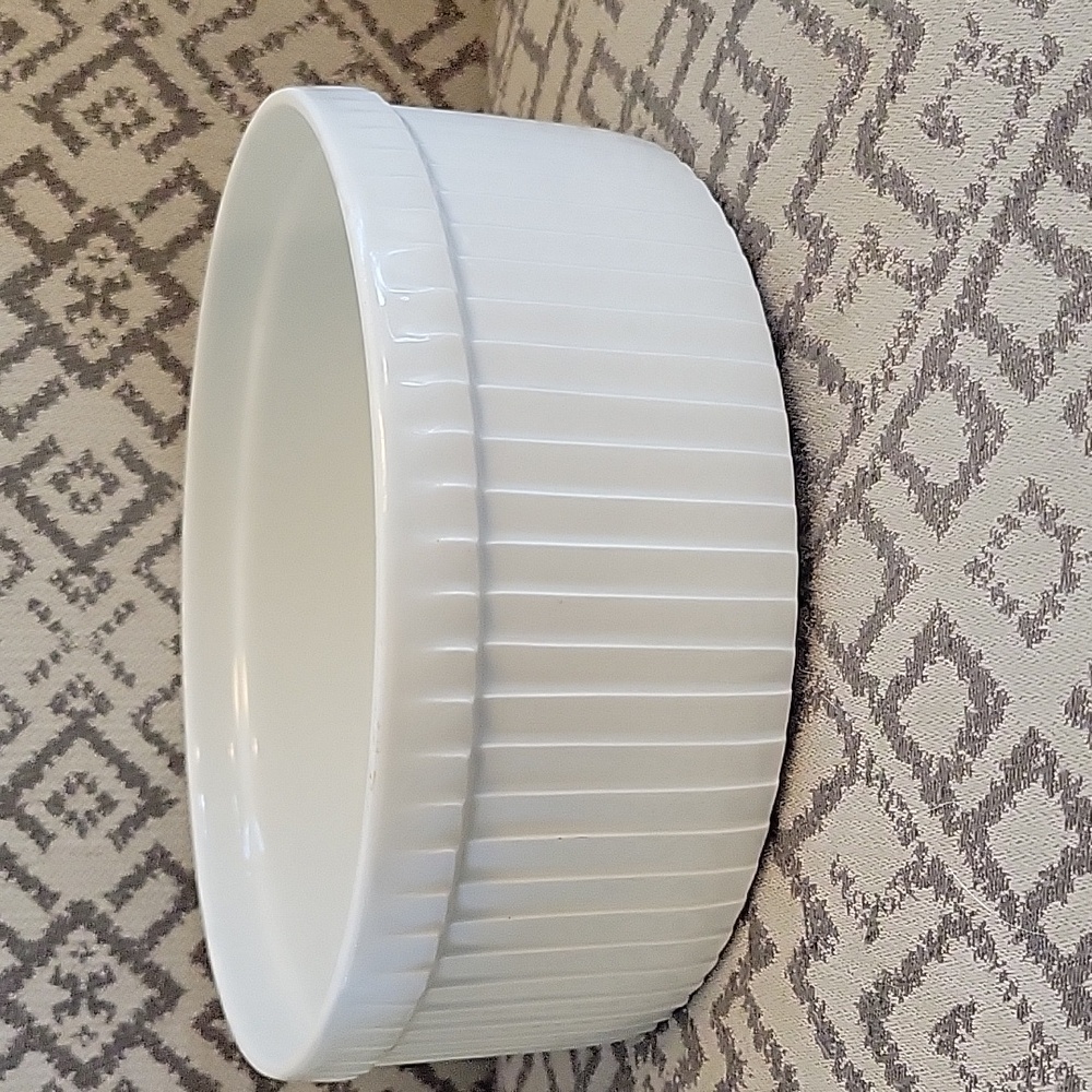 Vintage Pillivuyt France Souffle' Baker